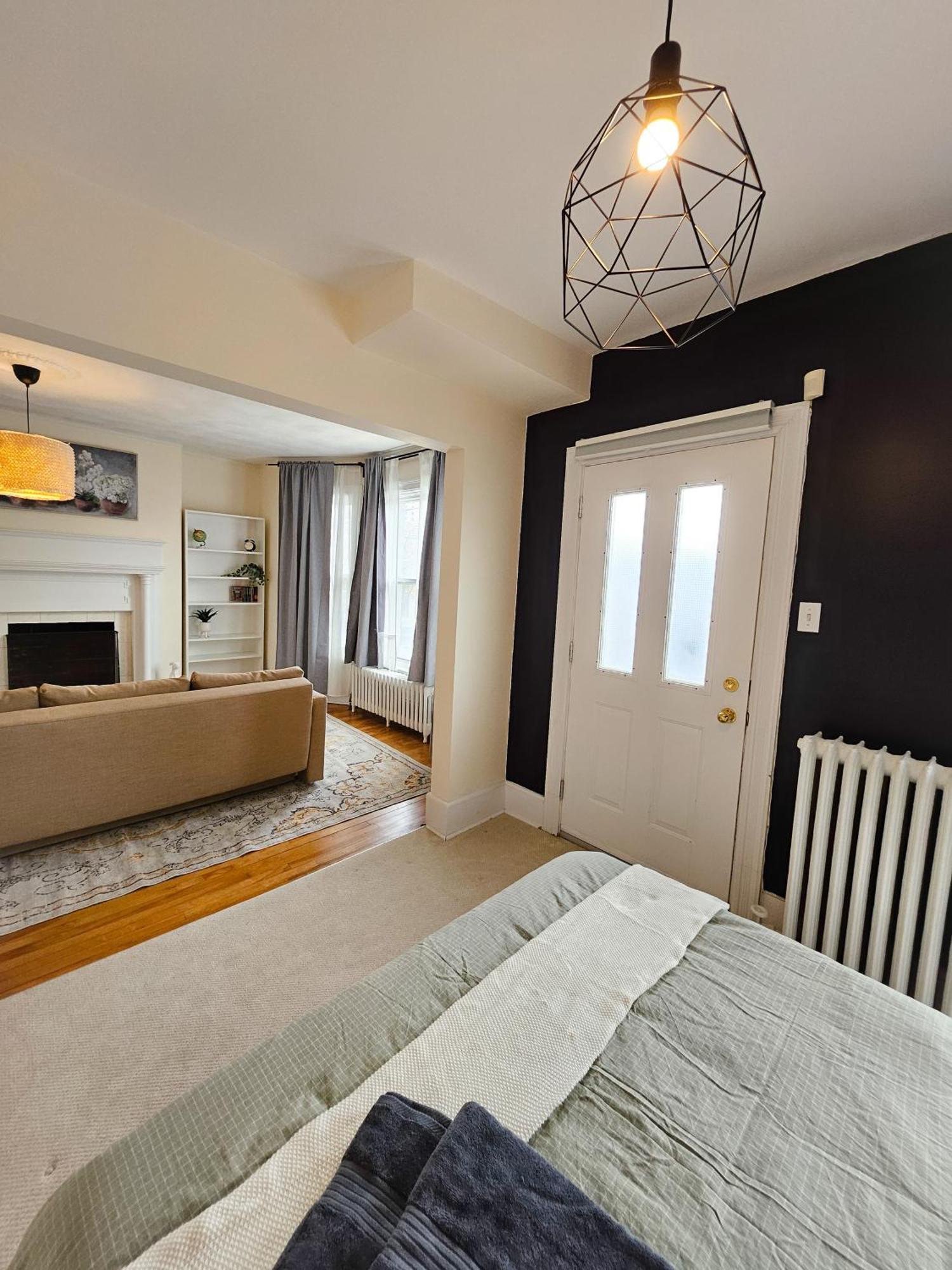 Ottawa Downtown Cozy Guesthouse Exterior photo